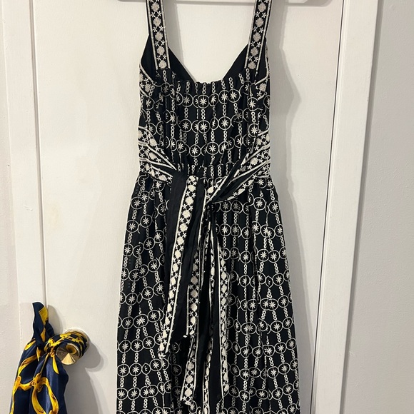 Max Studio embroidered maxi dress, size medium, worn once - Picture 4 of 6